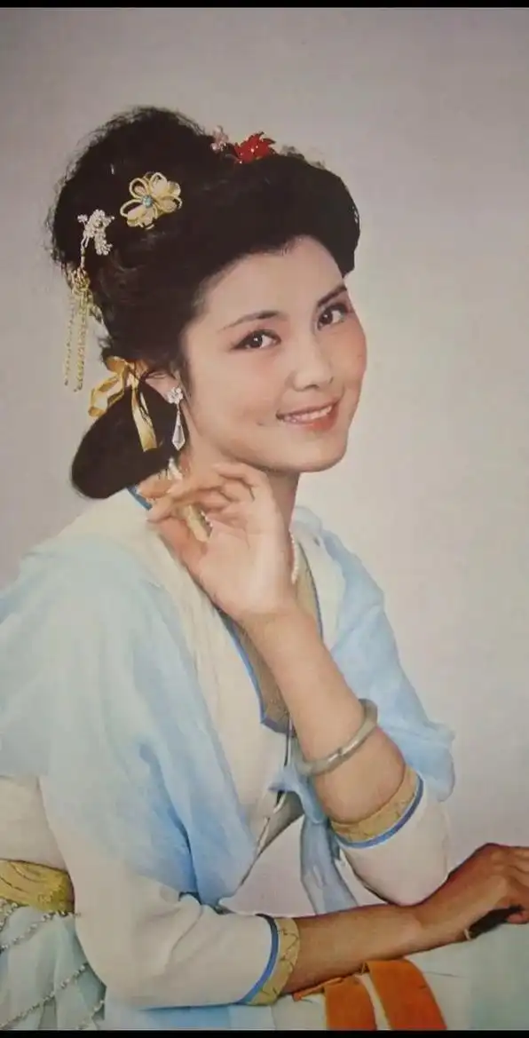 姜黎黎,1954年出生辽宁省沈阳市,演员,代表作,新京华烟云 - 抖音