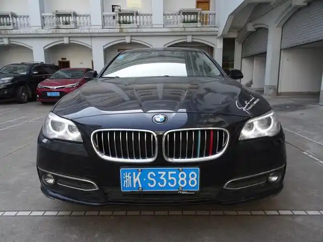 第一次拍卖浙江省缙云县一辆车牌为浙ks3588宝马528系小车