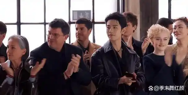 刘大锤太闲了爆料肖战住房比刘亦菲差远了这有啥好谈论的