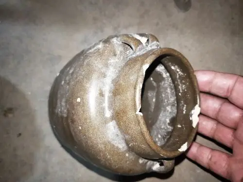 这种元代双耳小陶罐存世量不大吧?