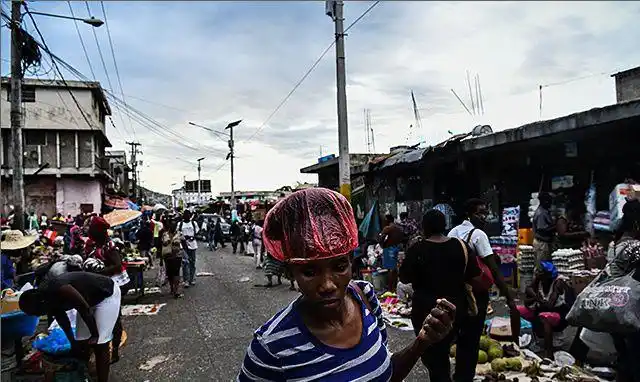 足足拥有一千多万人口的海地,如今是整个美洲最不发达的国家,没有之一