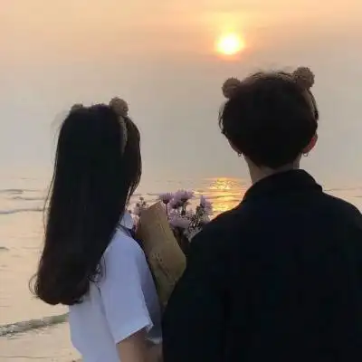 背影牵手幸福情侣头像真实情侣头像男女双人牵手