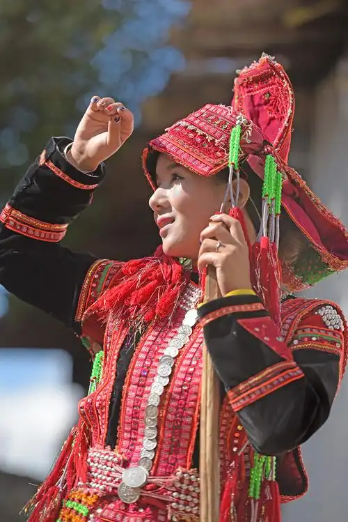 云南玉溪峨山摆衣寨花腰彝