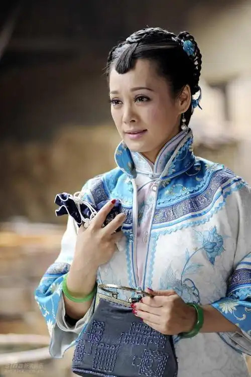 资料图片:电视剧《大瓷商》精彩剧照(25)