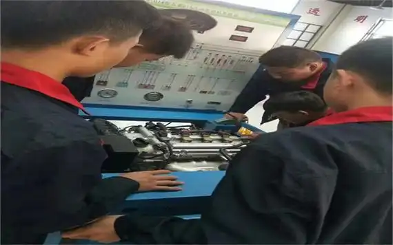 沧州吴桥去哪里学汽车电工电路比较好新能源汽车维修学校汽车钣金喷漆