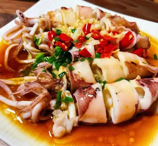 笔管鱿鱼白灼小管满满的籽爽口脆嫩