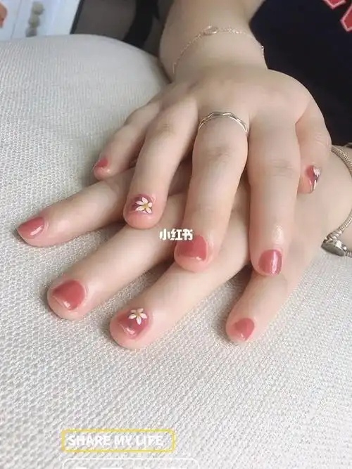 超短超小指甲美甲肉肉手