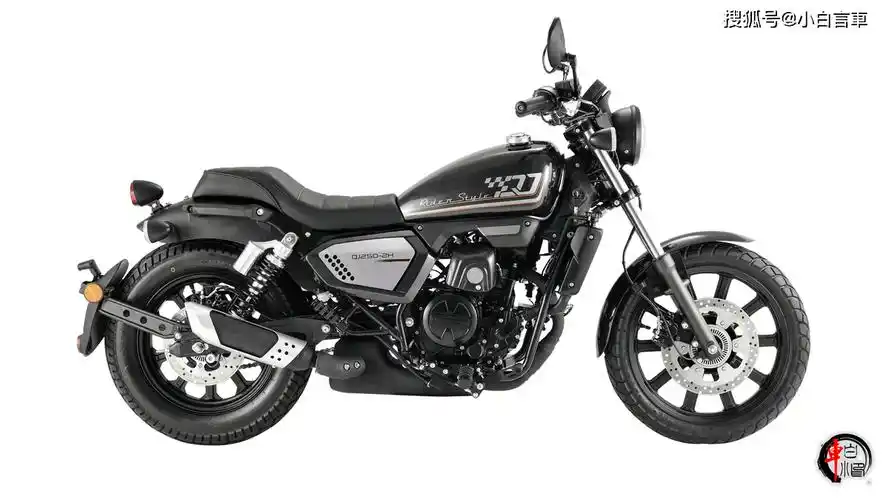 新车|2万以内水冷单缸250巡航太子,钱江qjiang荣耀250