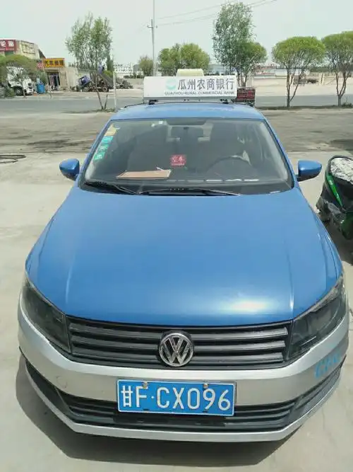 新款桑塔纳出租车