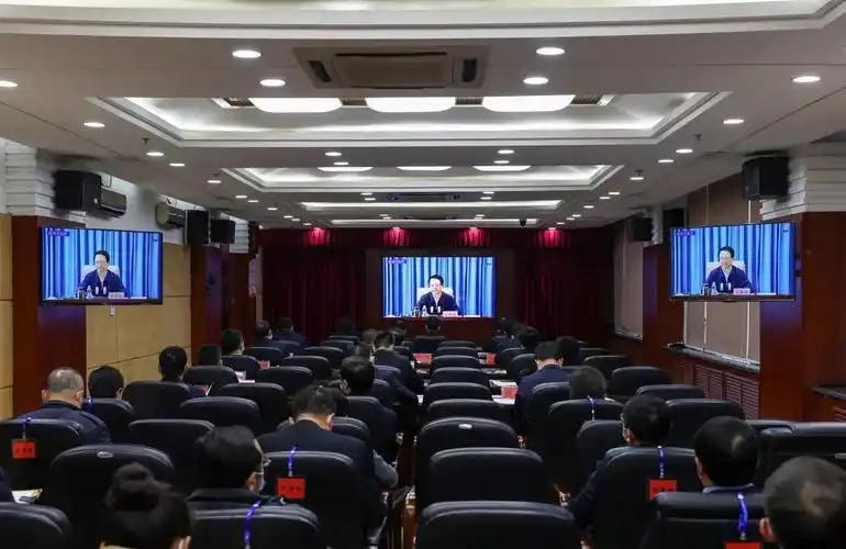 我市收看省疫情防控领导小组视频会议