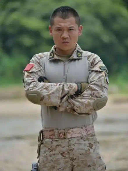 我是特种兵之火凤凰(精简版)阎刚