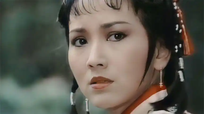 雪山飞狐:马春花容貌娇美,青春活泼,一出场就惊艳众人,太美了