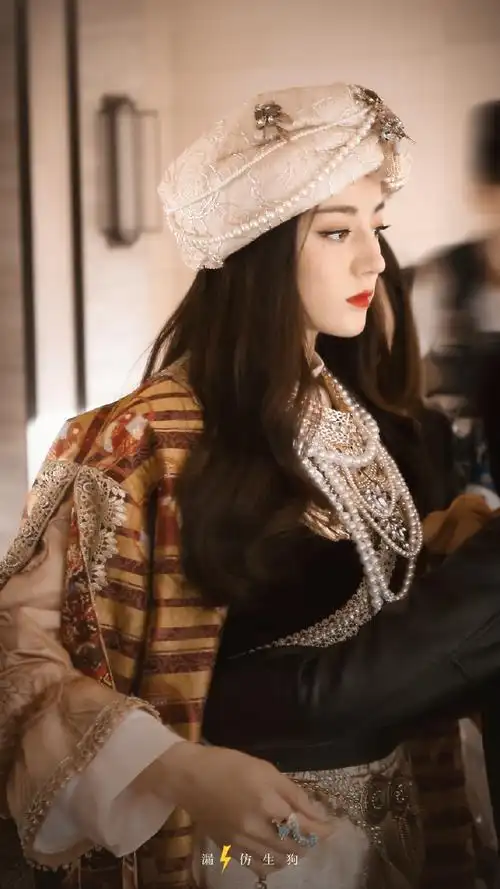 迪丽热巴枭起青壤##迪丽热巴聂九罗