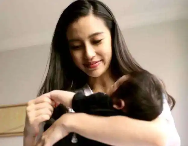 为何近几年大牌明星都选择顺产生子?这几个好处,剖腹产无法比拟