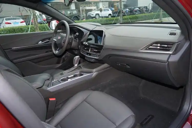 凯迪拉克ct4内饰-后排-动力-易车