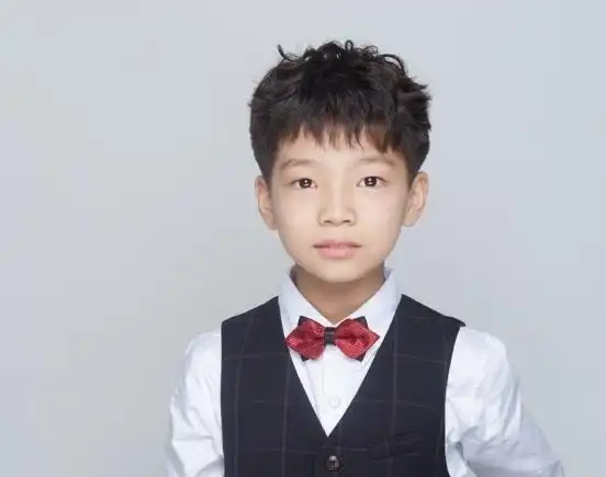 唐孜悦成最小自黑搞笑童星