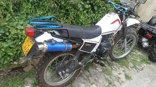 出大白菜越野摩托200cc动力十足