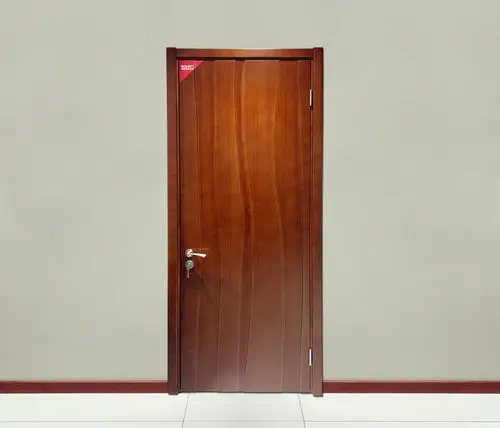tata木门 zx019型号水曲柳实木复合门 俄罗斯进口松木室内门