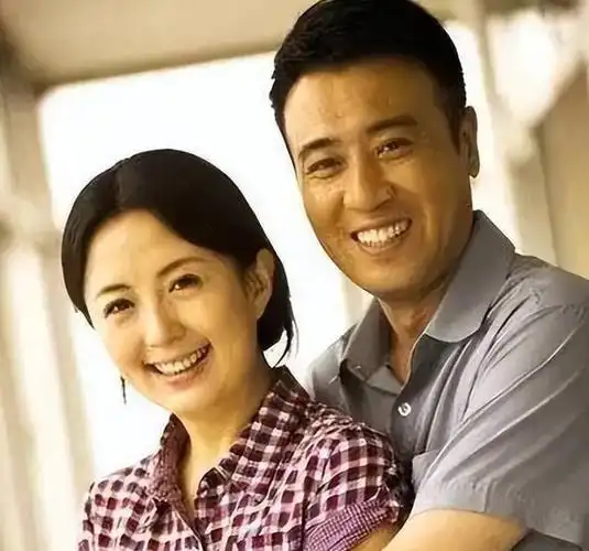 于和伟:我虽然有传闻,但是我不会辜负18岁就跟了我的妻子宋林静