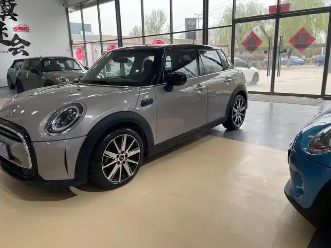 22款独角兽灰 mini cooper 艺术家 无钥匙进入