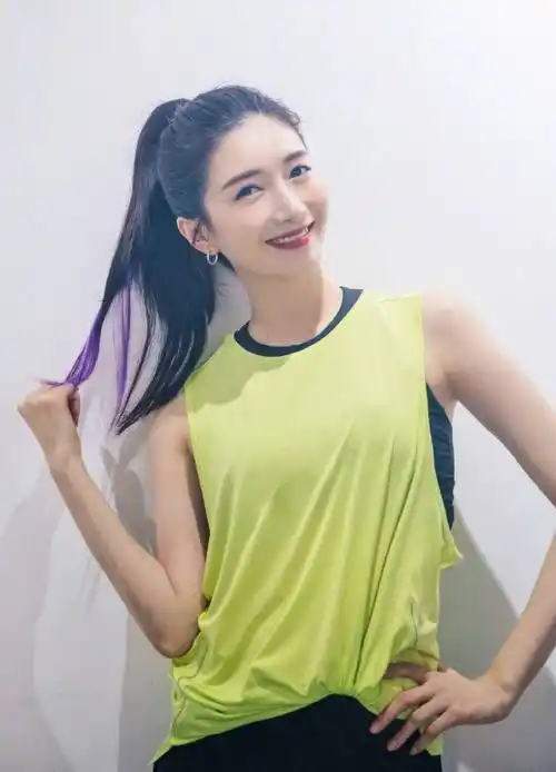 女明星能打,马尾能大有作为,江疏影流苏马尾,金晨班扎高马尾绝对完美