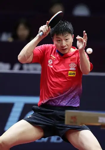 乒乓球——中国公开赛:马龙晋级八强_比赛