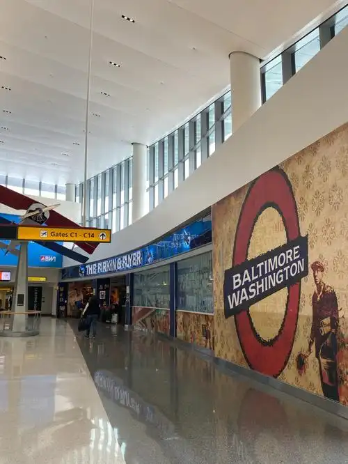 感恩节,圣诞节和元旦跨年旅行结束,早上提前两个小时到达巴尔的摩机场