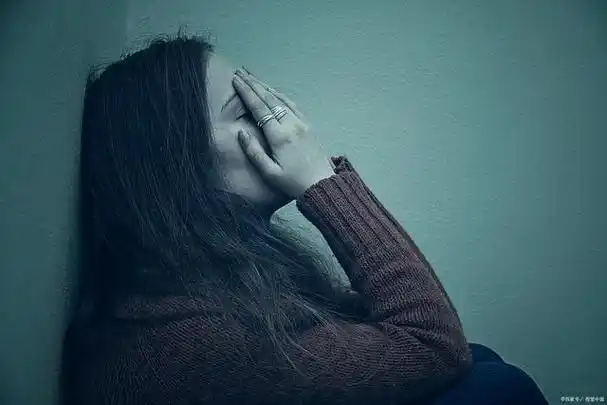 郁抑症:每天都在崩溃中自愈,自愈中崩溃