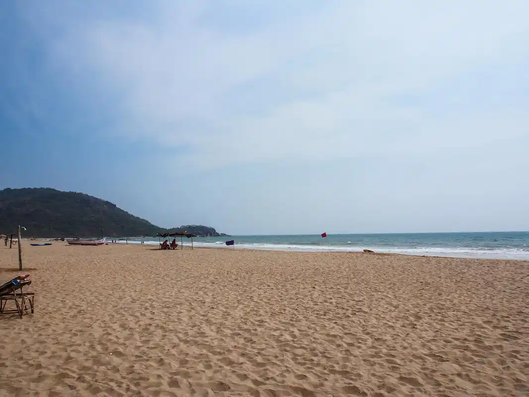 千步沙要比它南边的百步沙更为开阔,而且沙质更为细腻