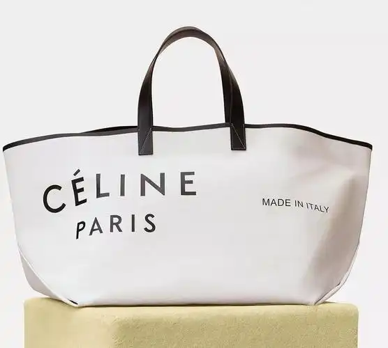 celine换了新logo一夜之间全世界都在抢celine