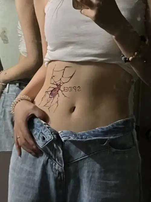 海娜手绘 #只留爱意不留纹 #未成年禁止纹身 #蜘蛛 99 - 抖音
