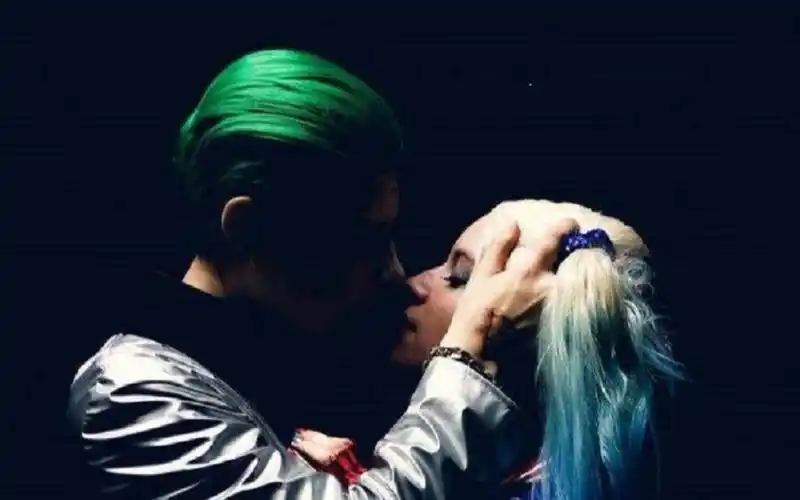 自杀小队小丑夫妇jokerharleyquinn