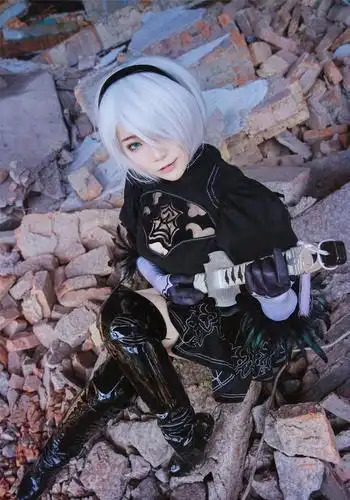 尼尔机械纪元cos来看小姐姐