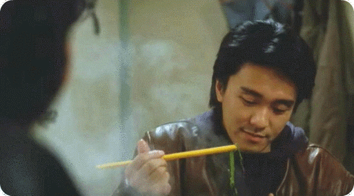 周星驰为何满头白发拍戏劳累只是原因之一捐献骨髓才是真因