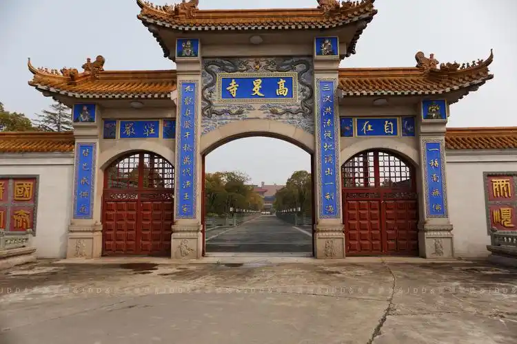 扬州高旻寺,与镇江金山寺,常州天宁寺,宁波天童寺全称我国佛教禅宗的