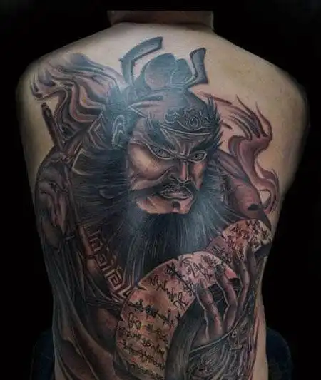 满背个性阎王纹身图案
