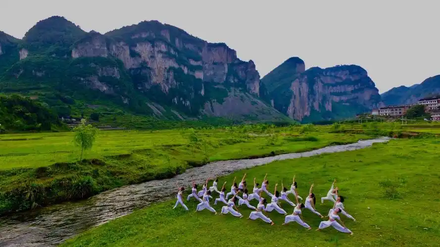 天著的第87种玩法户外瑜伽～天人合一