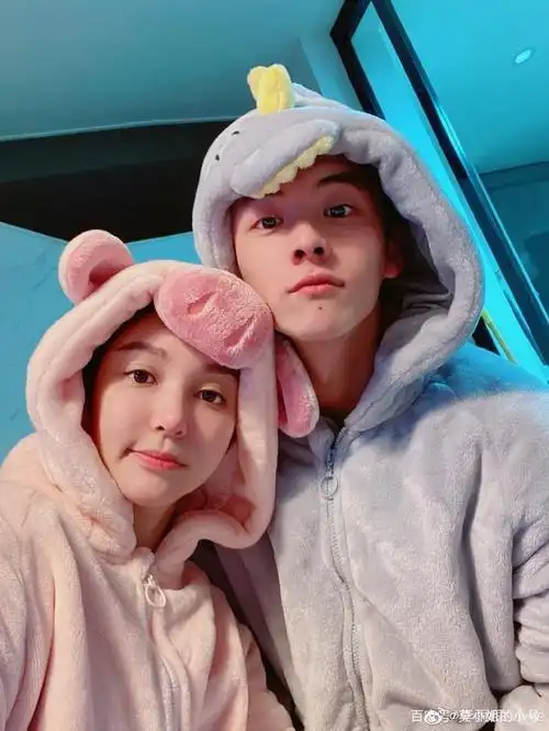 李雨桐官宣当妈老公小她4岁与薛之谦的感情纠葛总算成过去了