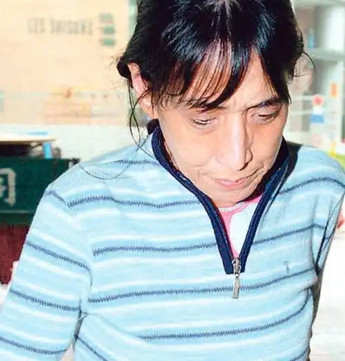 赌王"长公主"何超英,本该一生富贵无忧,却母病弟亡,疯癫半生