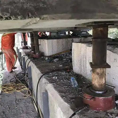 桥梁支座开裂更换 吉林小型盆式橡胶支座 衡广通高承载球型支座更换