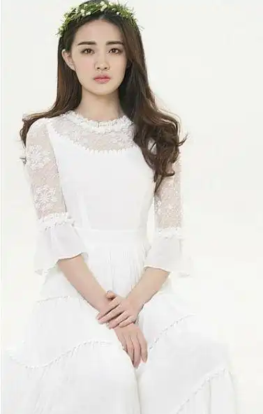 她是乔任梁前女友,却在现场因为一件礼服,破口大骂助理没用!_网易订阅