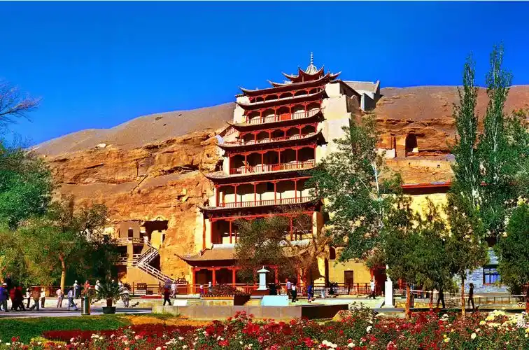 西汉建立后,酒泉,.