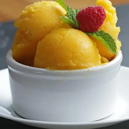 芒果雪糕球,高颜值好味道,在这黄色预警的夏天,一个根本不能满足你的