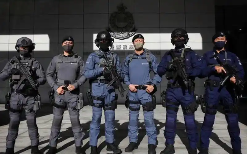 【香港警察—hkp】警队三支反恐战术部队(机场特警组,反恐特勤队,铁路