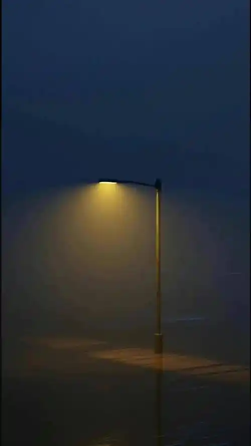 壁纸| 抖音很火路灯 开灯壁纸_生活_版权_整理