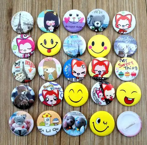 幼儿园儿童礼物卡通儿童胸针彩色表情胸章徽章笑脸胸牌小学生奖品