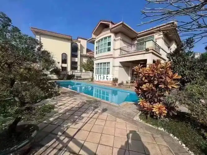 仅花园就有1000平米,带泳池#别墅 #凯茵别墅  #凯茵独栋别墅  #中山