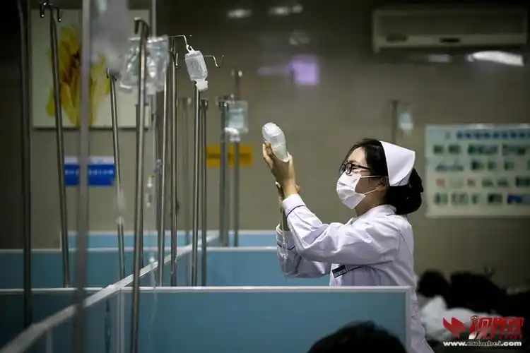 深夜急诊室医者忙不停愿人知己心