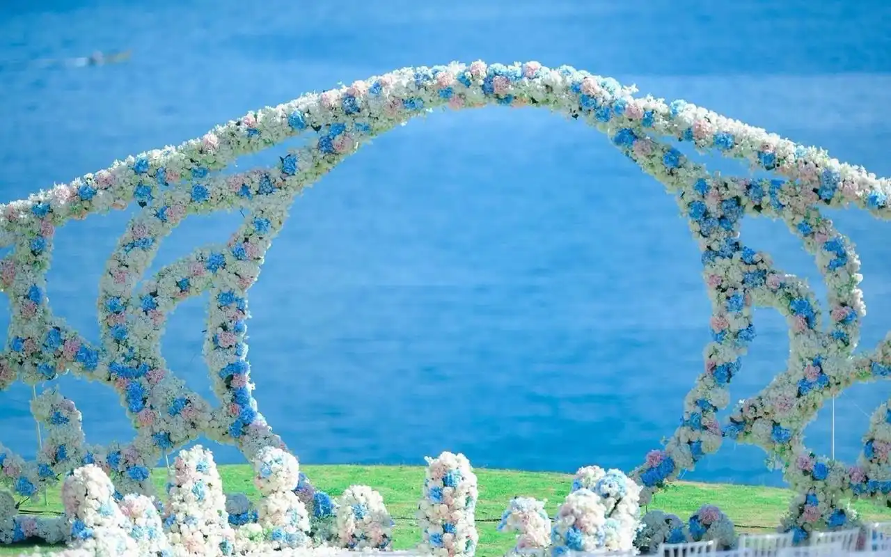 浪漫梦幻的婚礼场地桌面壁纸