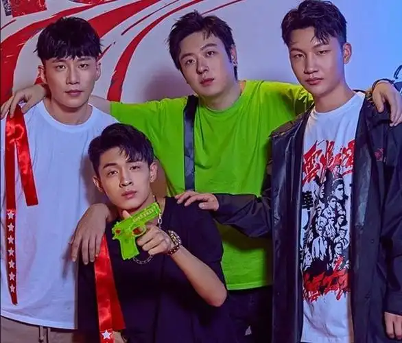 德云七队队员半夜作妖想队长,孟鹤堂回应,我就在这儿呢